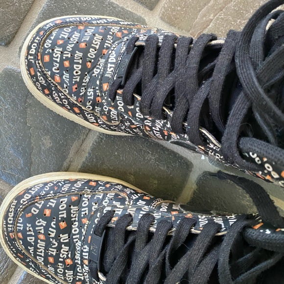 Unique Nike Air Force 1 - Picture 2 of 7